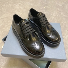 Prada Low Shoes